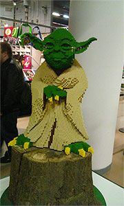 Maître Yoda en Lego @ geekopolis